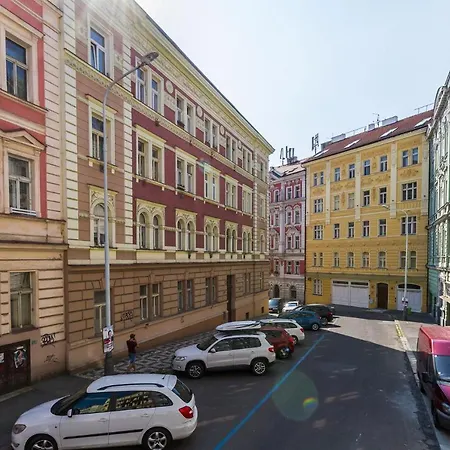 Royal Rehorova I. Apartment *