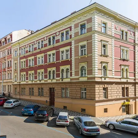 Apartment Royal Rehorova I.